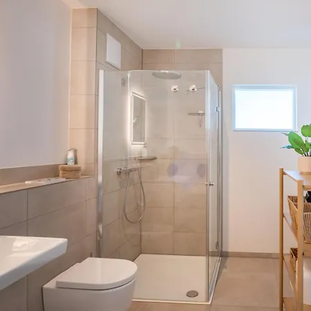 Appartement Modernes Apartment I Grosse Terrasse I Stellplatz